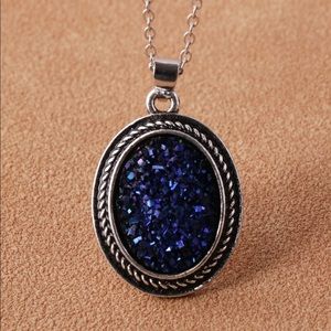 Fashion necklace and earring set. Druzy blue and silver